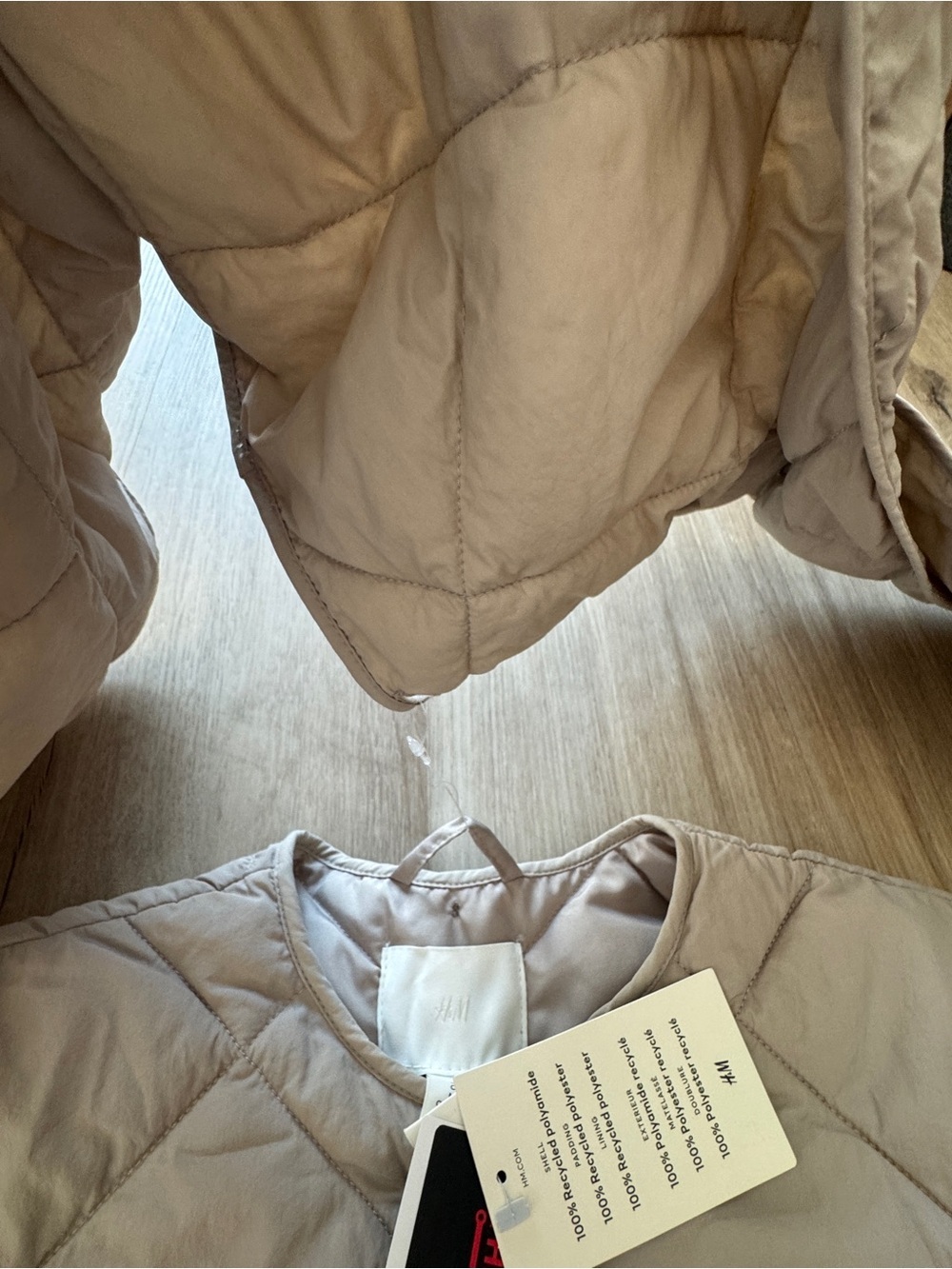 H&M Women's Beige THERMOLITE Quilted removable scarf jacket sz M - NWT - Picture 12 of 14